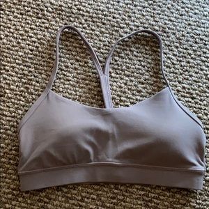 Lululemon flow y bra. Size 6.